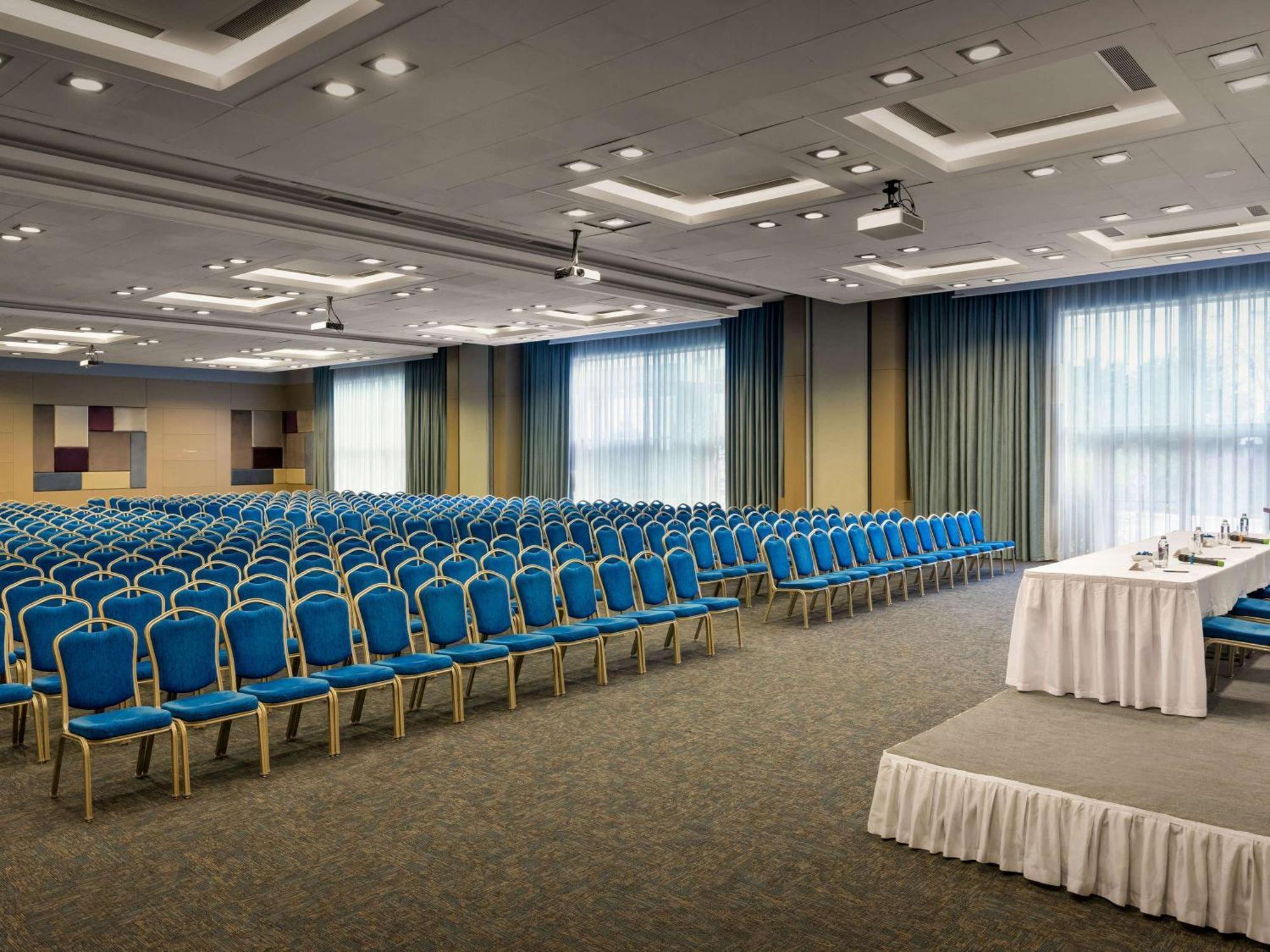 Novotel Газиантеп Экстерьер фото